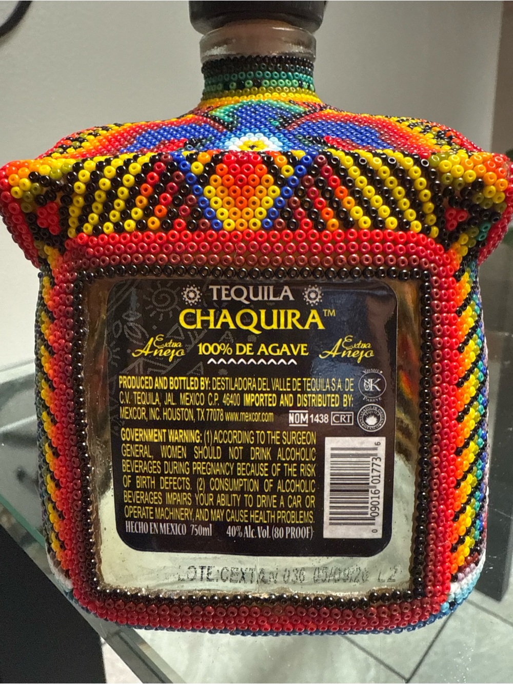 This is a Chaquira Beaded Jaguar Extra Anejo Tequila bottle collectible - Picture 4 of 8